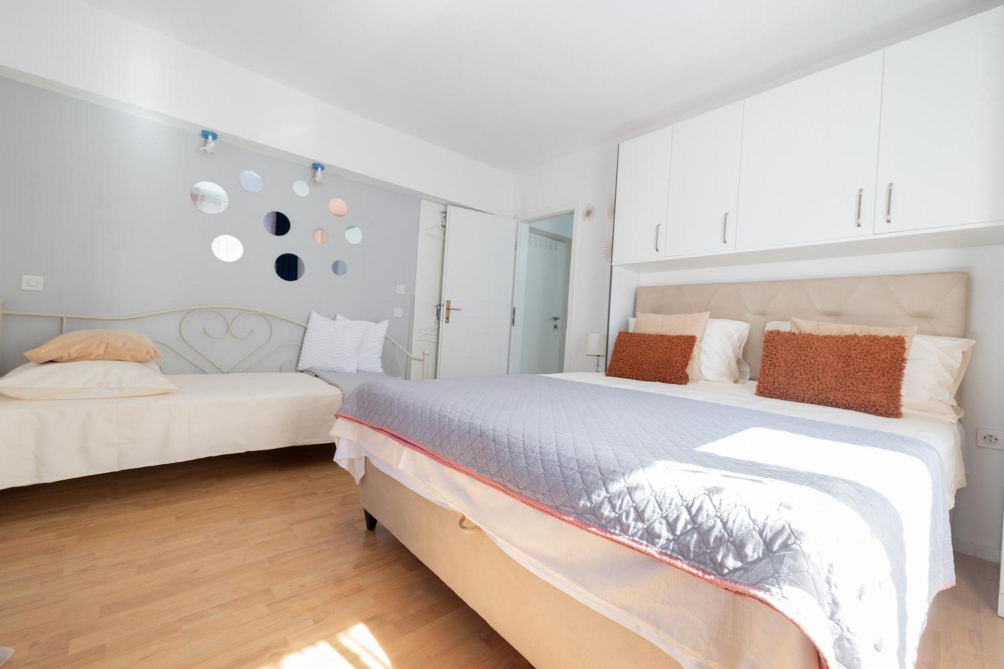 Guesthouse Rebecca Makarska Extérieur photo