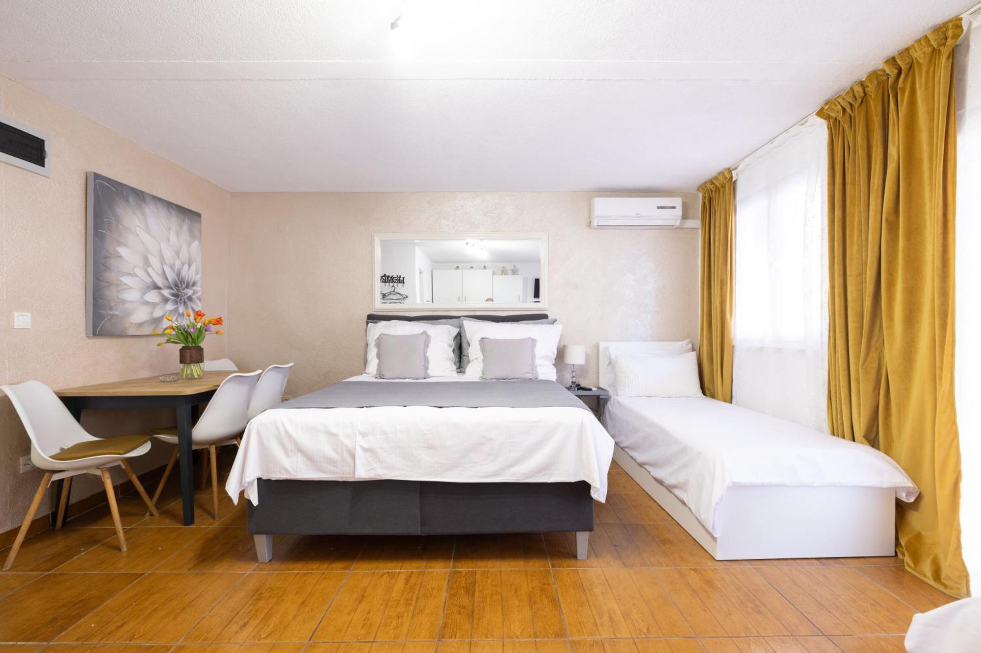 Guesthouse Rebecca Makarska Extérieur photo